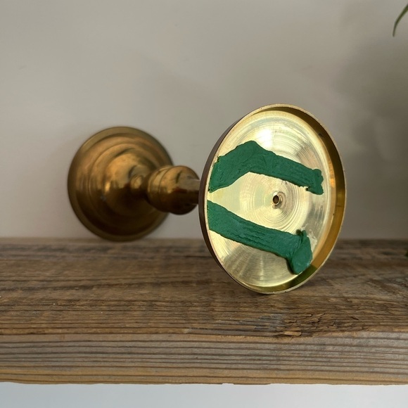 Brass candlestick for pillar candles - Picture 5 of 6